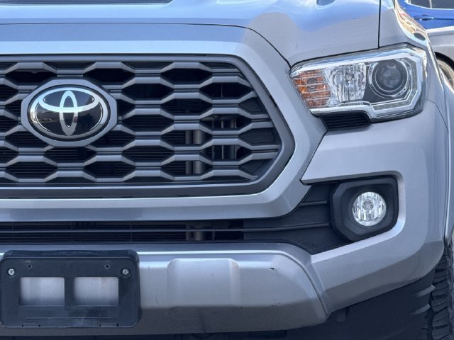 Used 2021 Toyota Tacoma TRD Sport AWD/4WD image 8