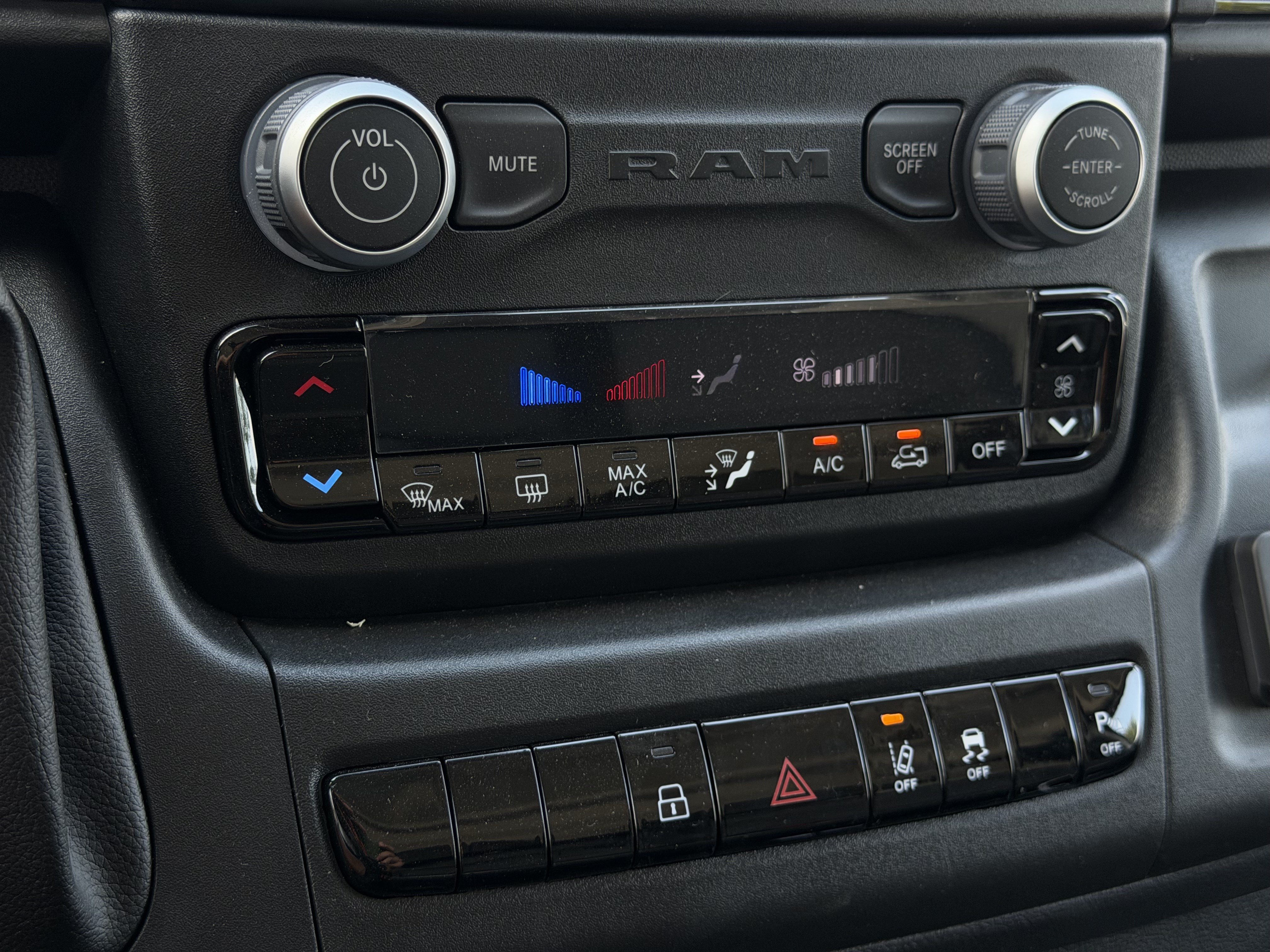 New 2026 RAM ProMaster 2500 w/ Safety Group FWD image 27