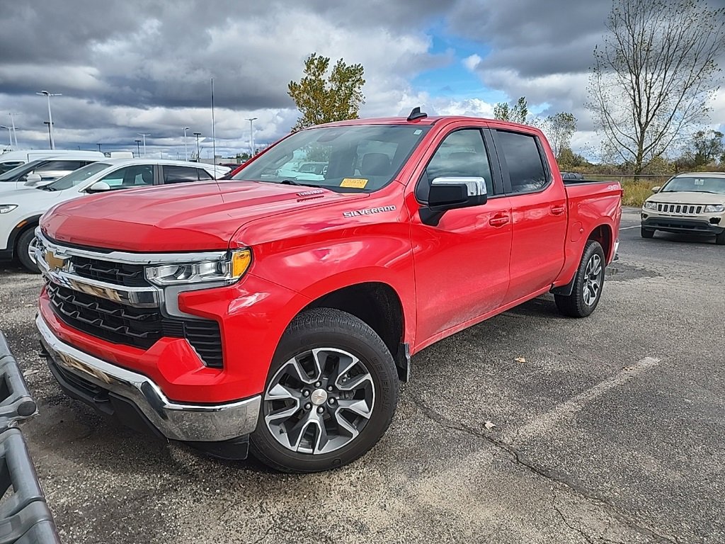 Certified 2025 Chevrolet Silverado 1500 LT image 1