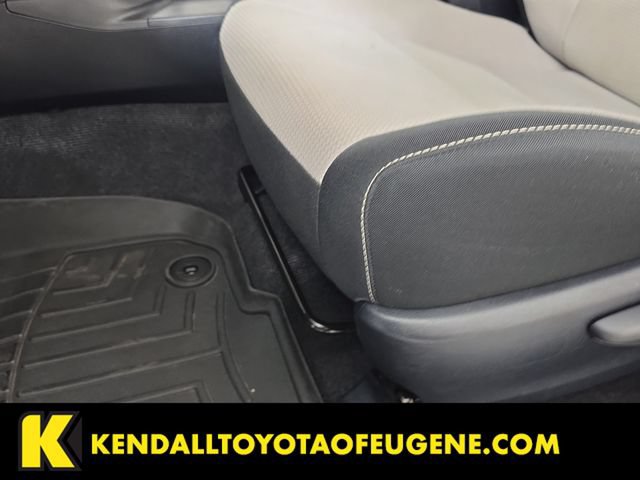Used 2017 Toyota RAV4 XLE w/ Convenience Package AWD/4WD image 23