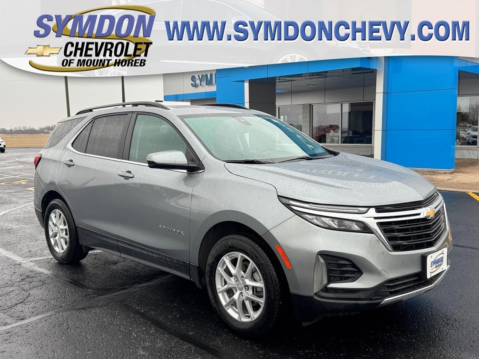 Used 2024 Chevrolet Equinox LT AWD/4WD image 1