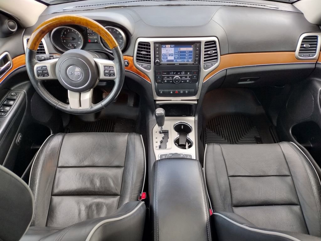 Used 2013 Jeep Grand Cherokee Overland w/ Advance Technology Group image 15