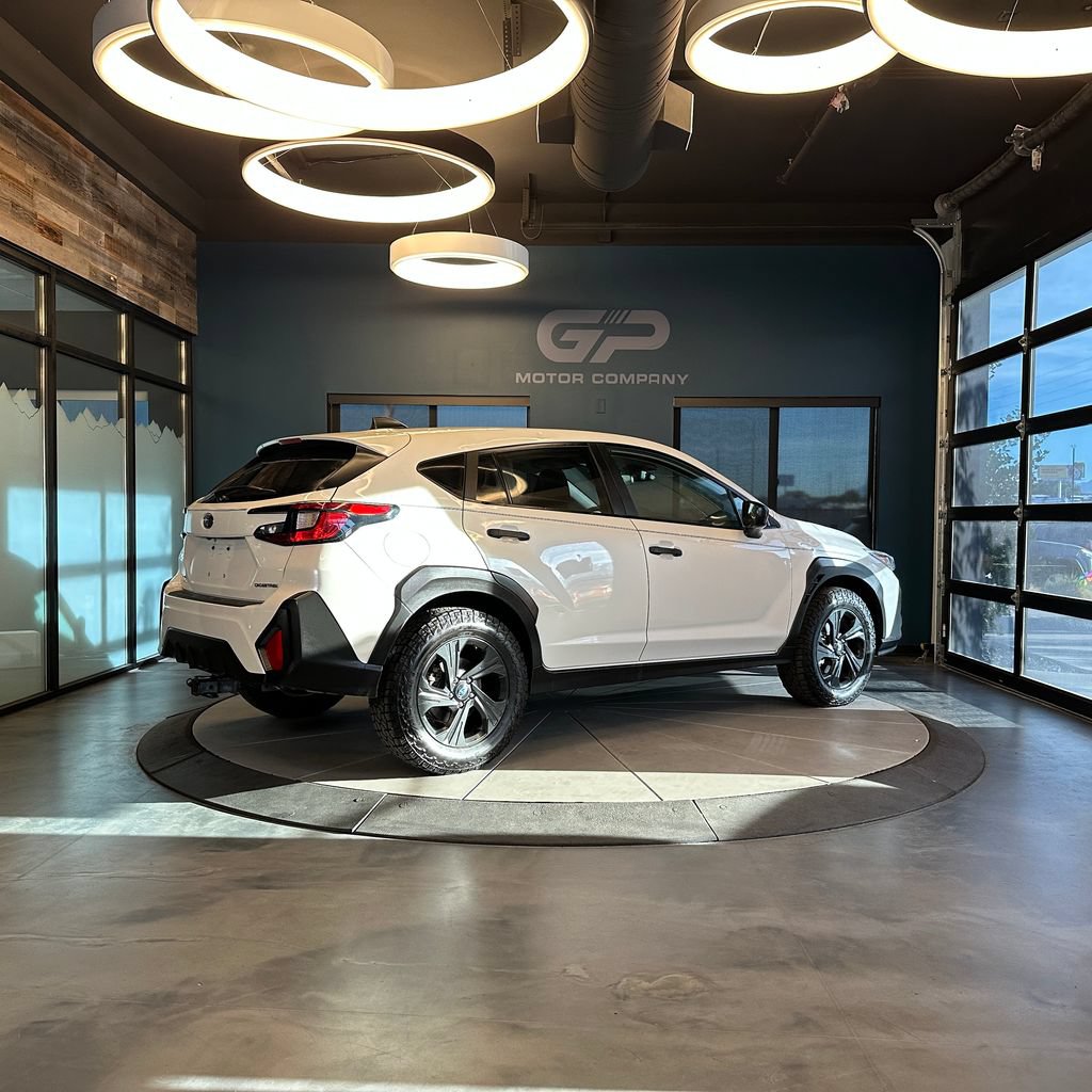 Used 2024 Subaru Crosstrek 2.0i AWD/4WD image 3