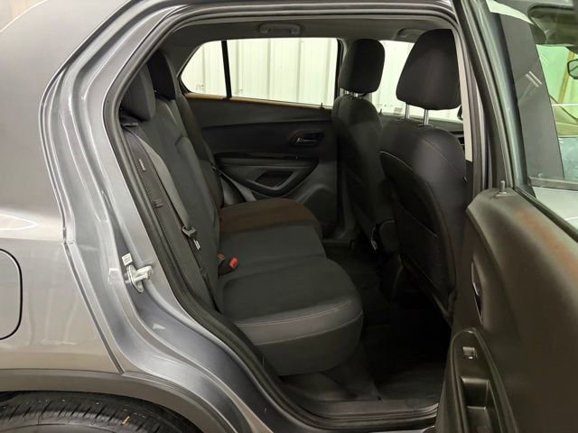 Used 2020 Chevrolet Trax LS image 13