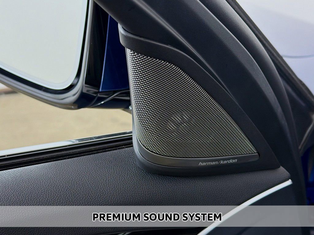 Used 2022 BMW 530i xDrive w/ Premium Package image 5