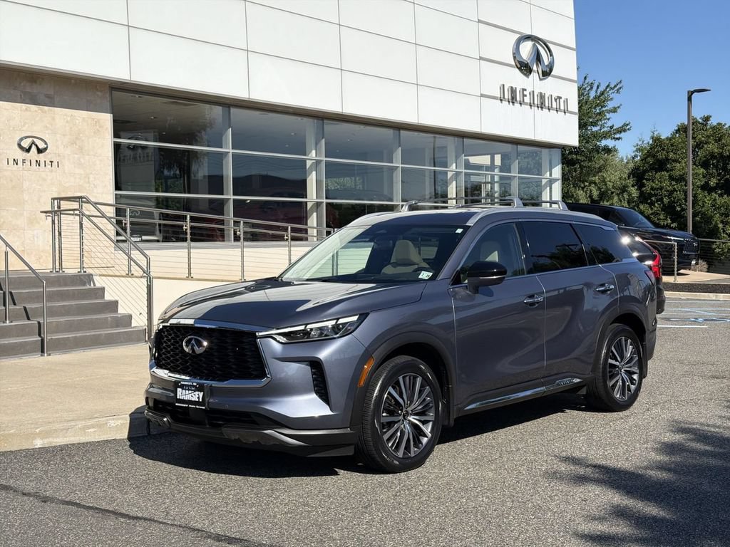 Certified 2023 INFINITI QX60 Sensory w/ Vision Package