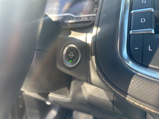 Used 2024 GMC Yukon SLT image 27