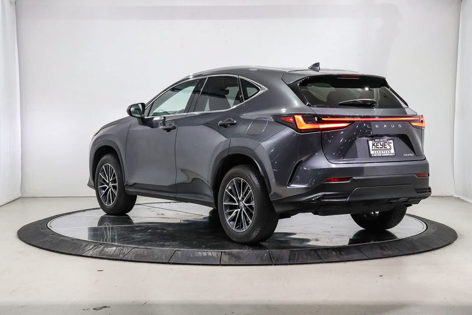 Used 2024 Lexus NX 250 FWD w/ Premium Package image 2