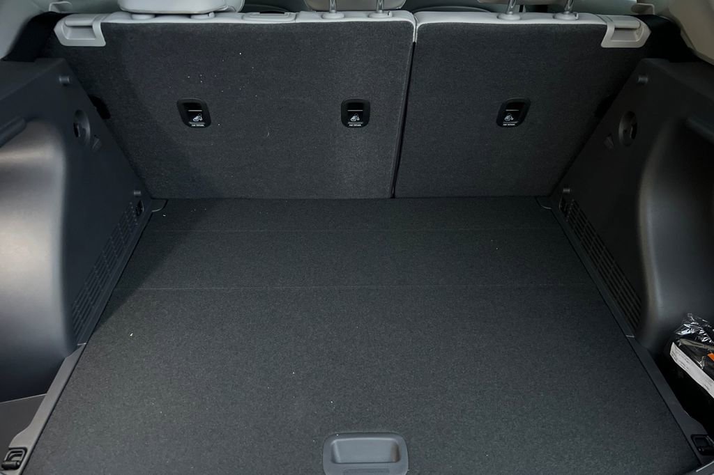 New 2026 Hyundai Kona SEL Premium image 13