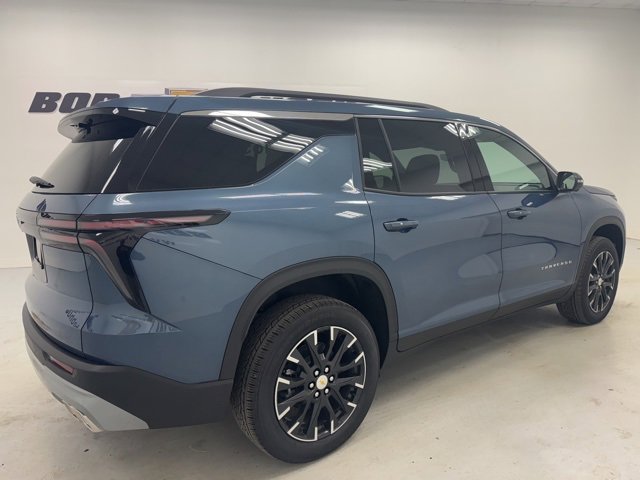 New 2026 Chevrolet Traverse LT w/ Sun and Wheel Package image 5