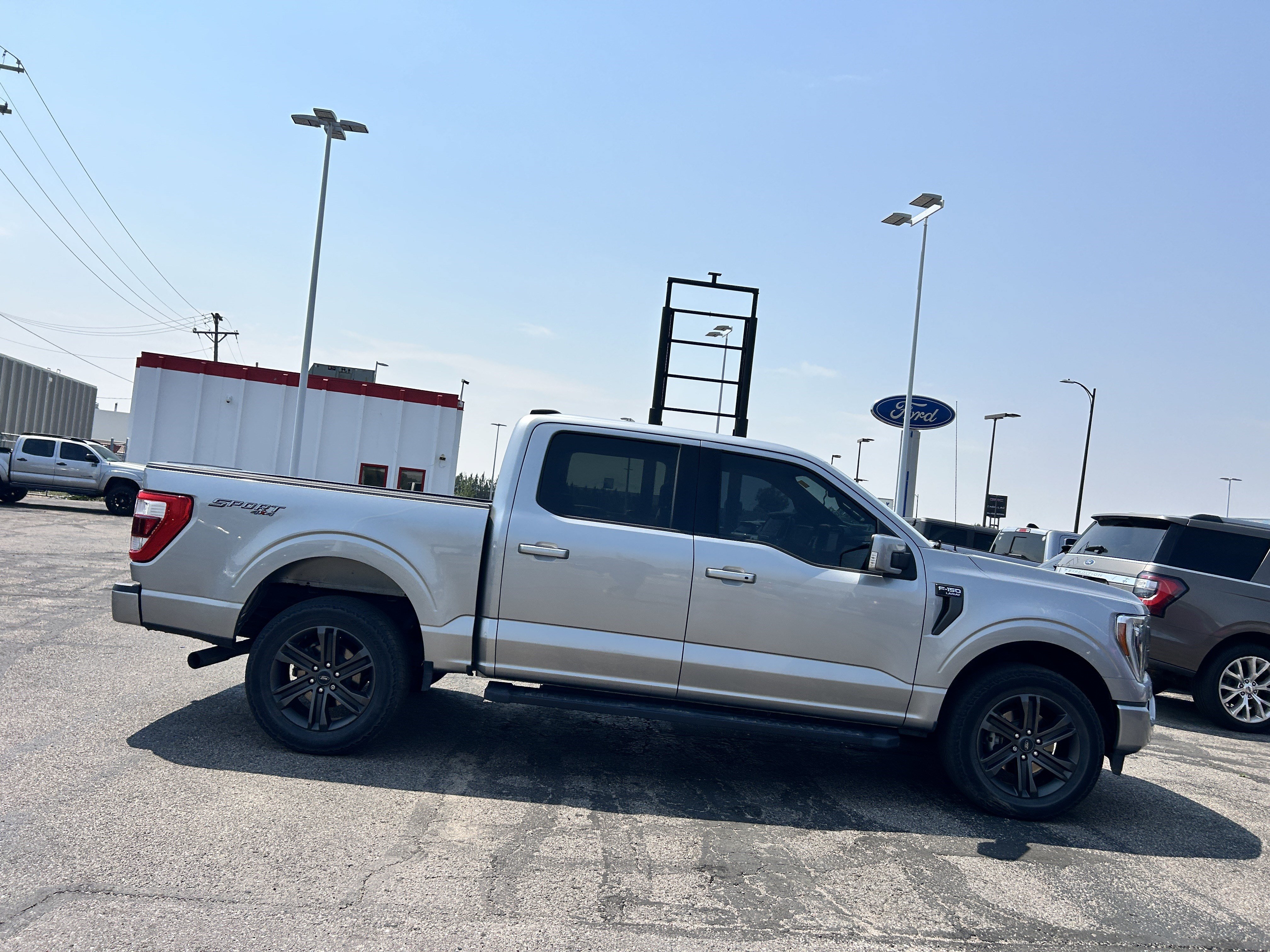 Used 2021 Ford F150 Lariat w/ Equipment Group 502A High AWD/4WD image 7