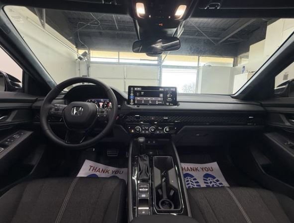 Used 2025 Honda Accord Sport image 8
