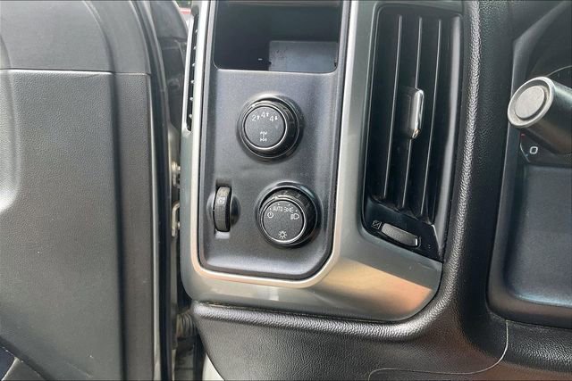 Used 2017 Chevrolet Silverado 2500 LT AWD/4WD image 15