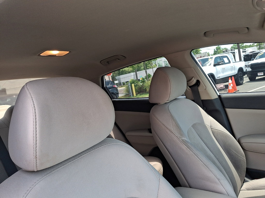 Used 2018 Kia Optima LX FWD image 17