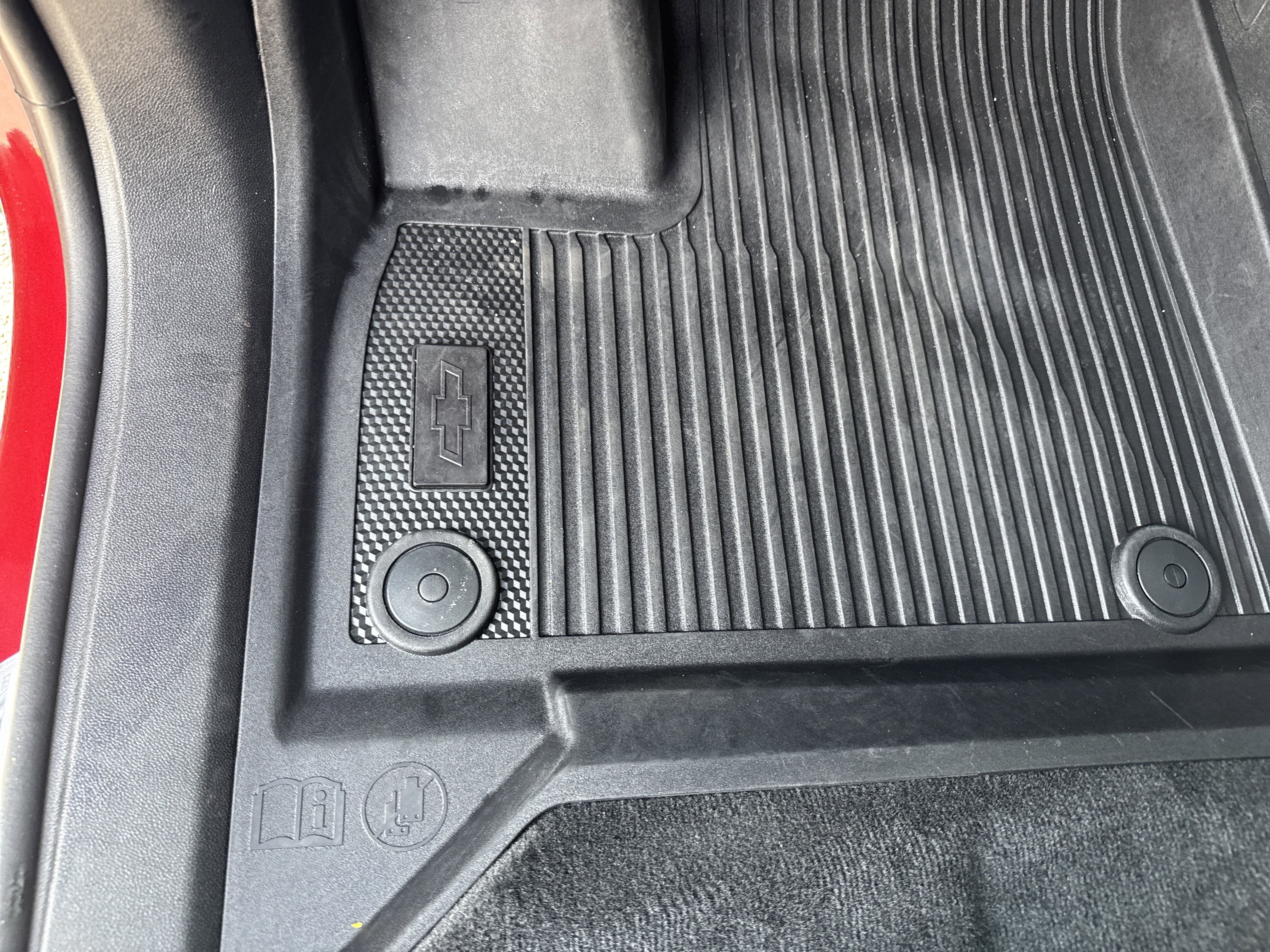 Used 2024 Chevrolet Traverse RS image 17