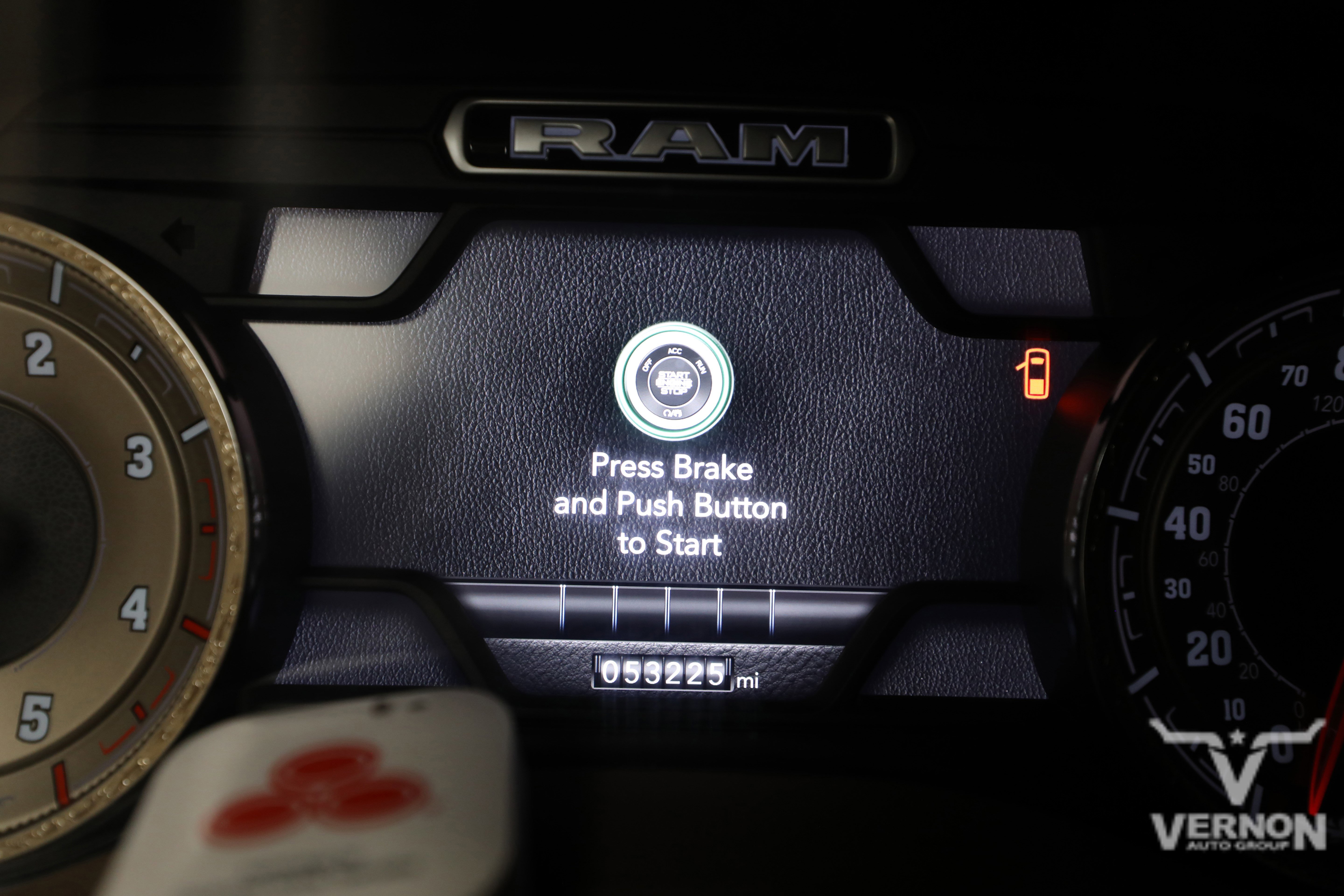 Used 2021 RAM 2500 Limited AWD/4WD image 9