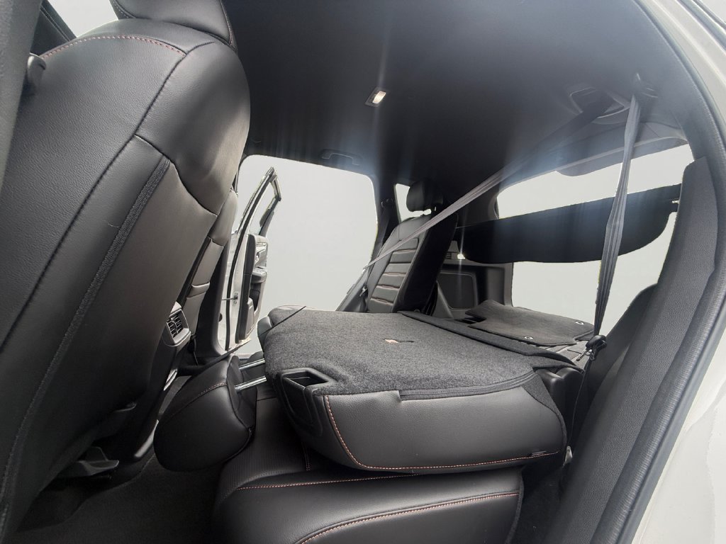 Used 2025 Honda CR-V Sport Touring image 28
