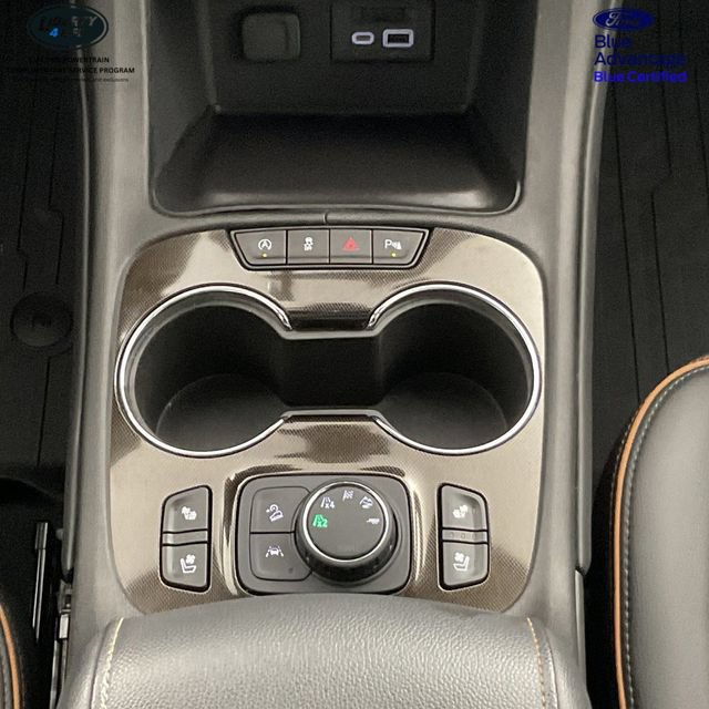 Used 2023 GMC Acadia AT4 w/ Preferred Package AWD/4WD image 24
