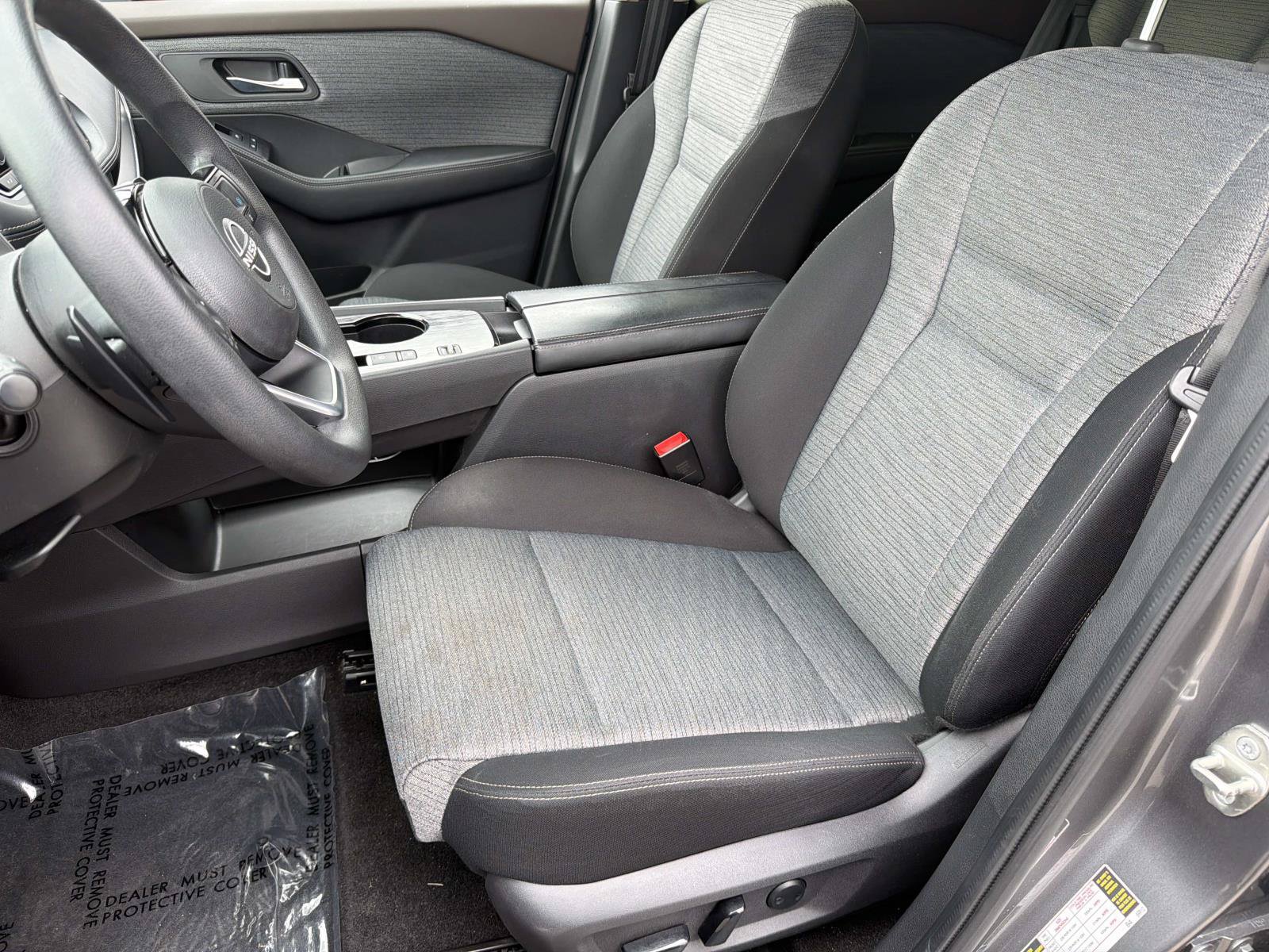 Used 2023 Nissan Rogue SV FWD image 18