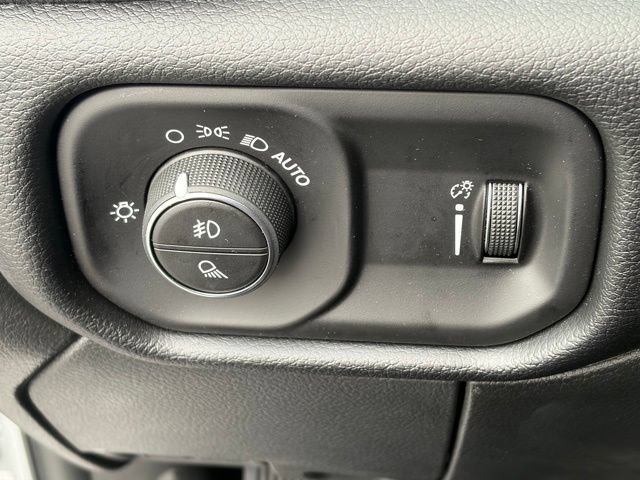 New 2026 RAM 2500 Big Horn AWD/4WD image 24