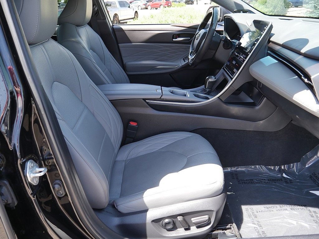 Used 2021 Toyota Avalon Limited w/ Advanced Safety Package FWD image 56