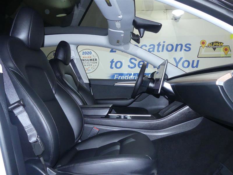 Used 2023 Tesla Model Y AWD image 7