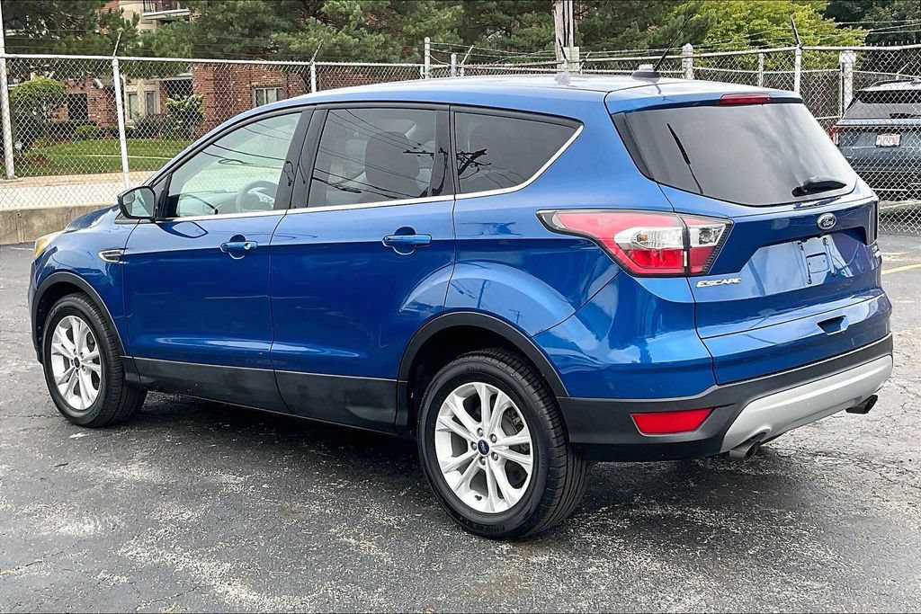 Certified 2017 Ford Escape SE FWD image 10