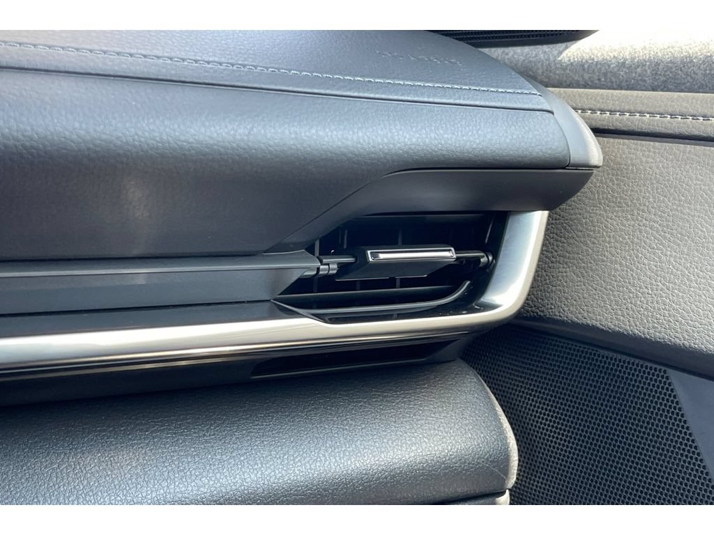 Certified 2022 MAZDA MX-30 Electric w/ Premium Plus Pkg FWD image 31
