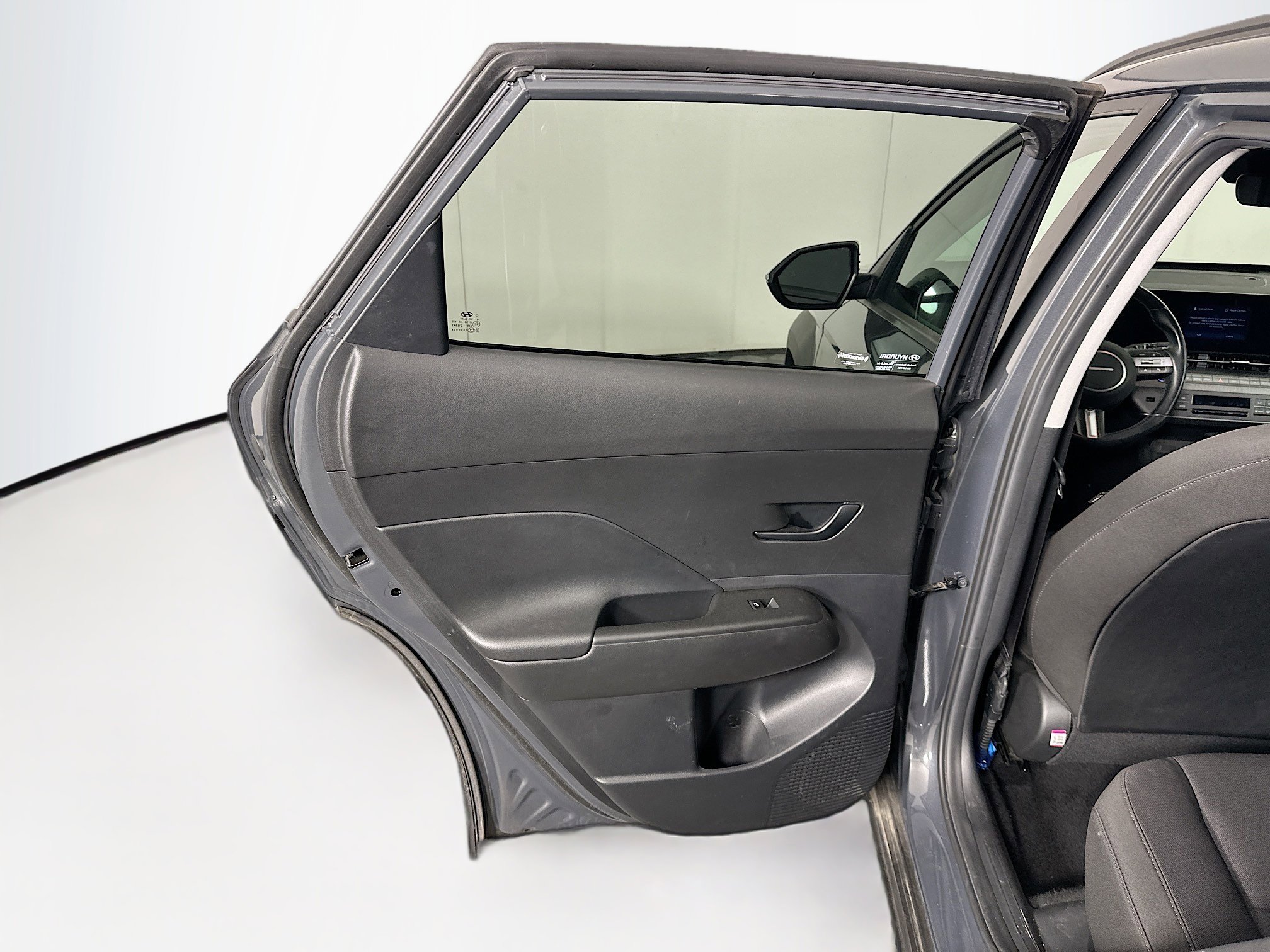 Used 2024 Hyundai Kona SEL FWD image 25