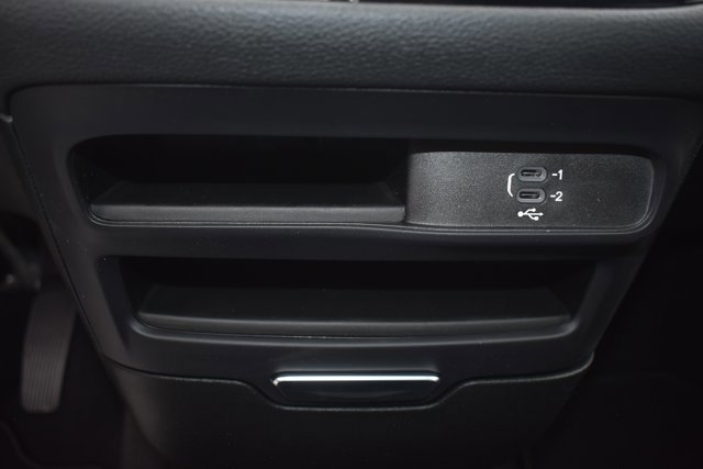 New 2026 Chrysler Pacifica Select image 27