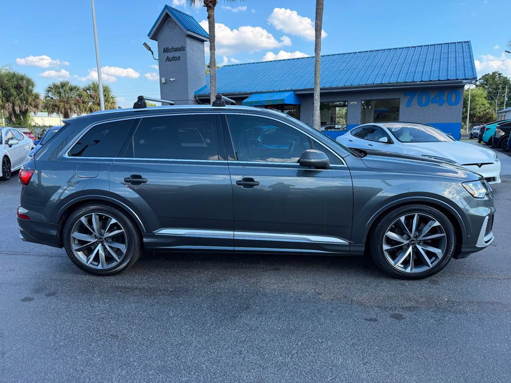 Used 2023 Audi SQ7 Prestige AWD/4WD image 4