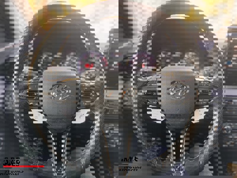 Used 2019 Hyundai Veloster N N image 13