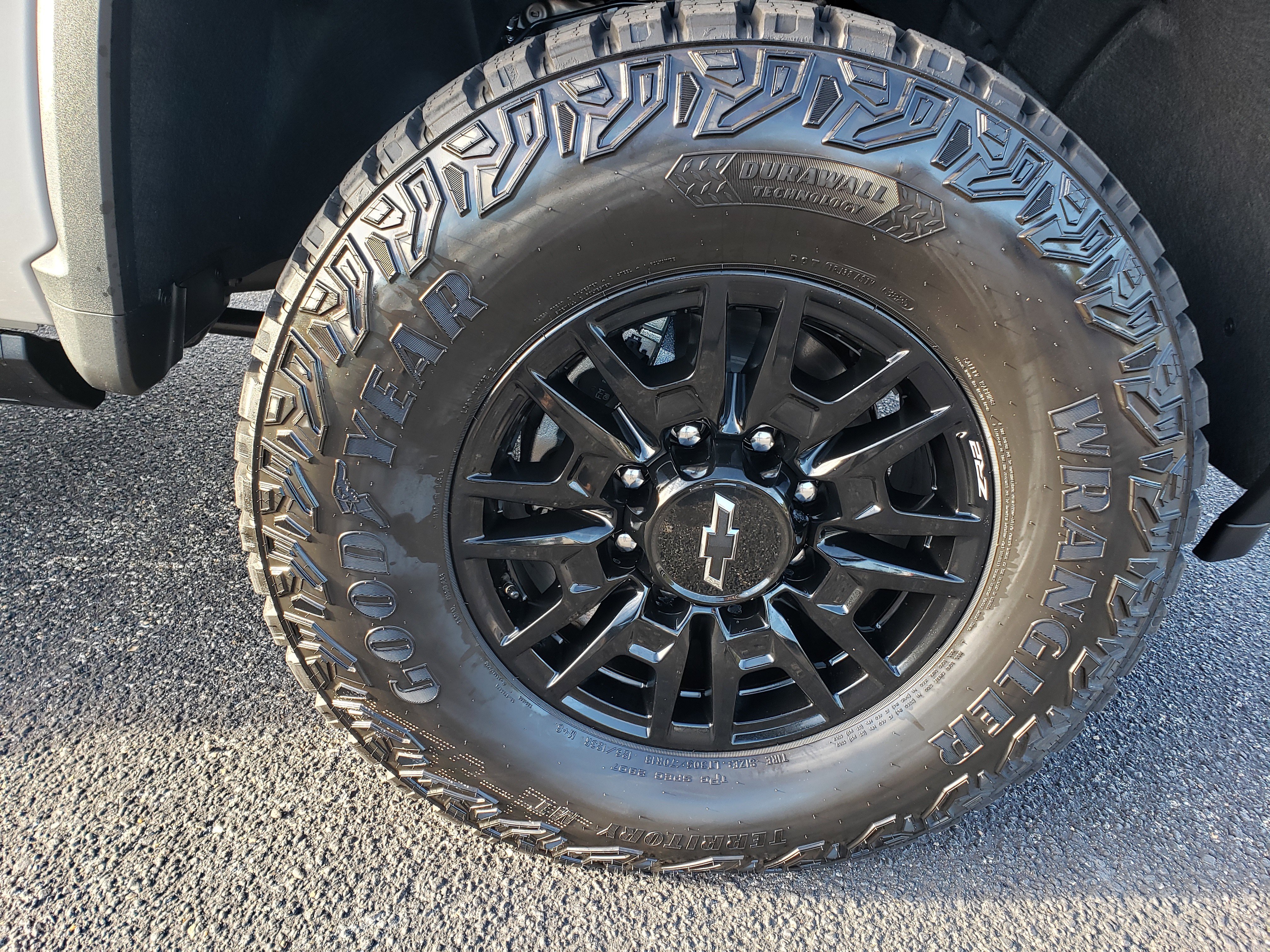 New 2026 Chevrolet Silverado 2500 ZR2 image 13