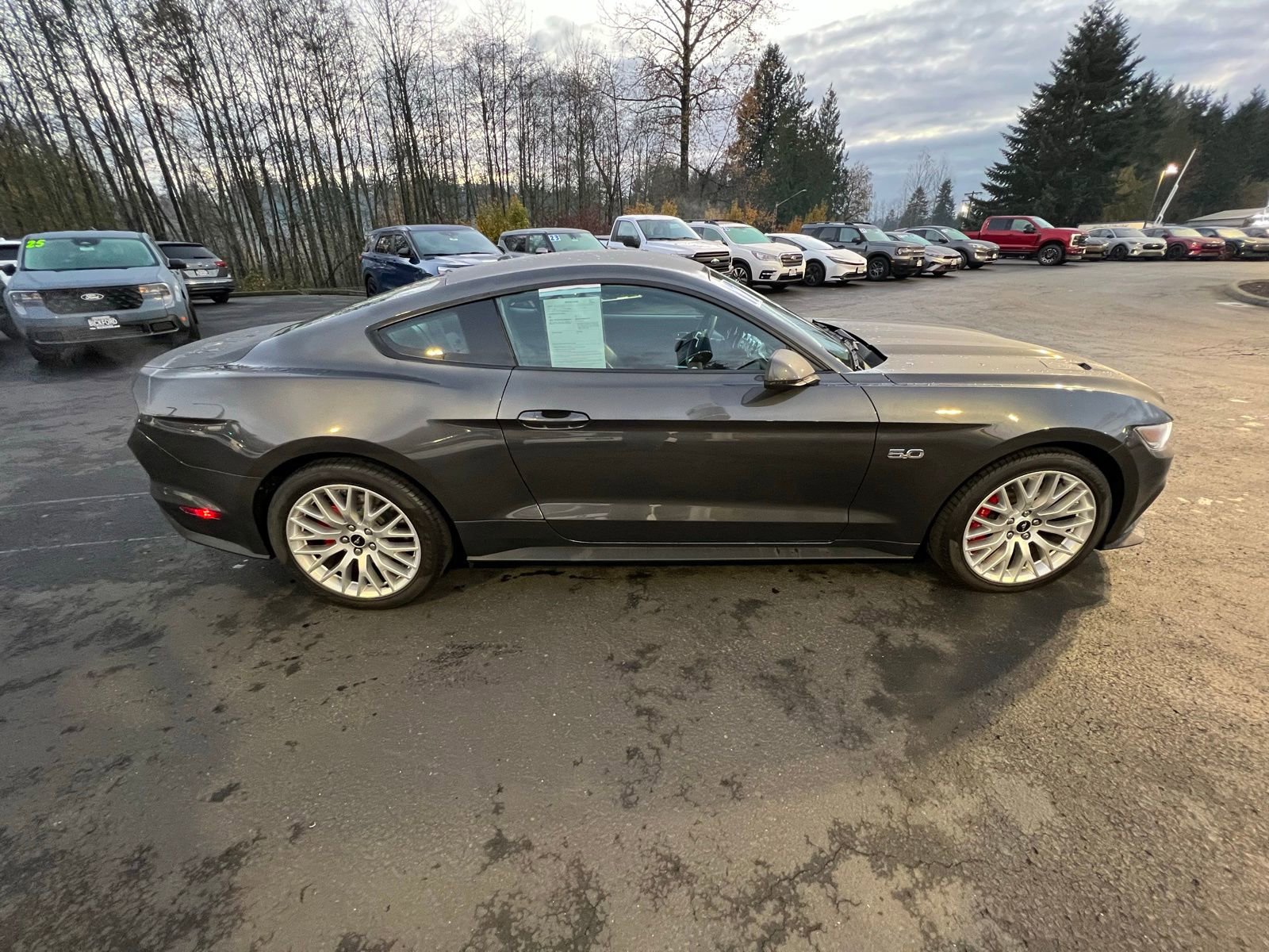 Used 2017 Ford Mustang GT Premium w/ GT Performance Package image 4