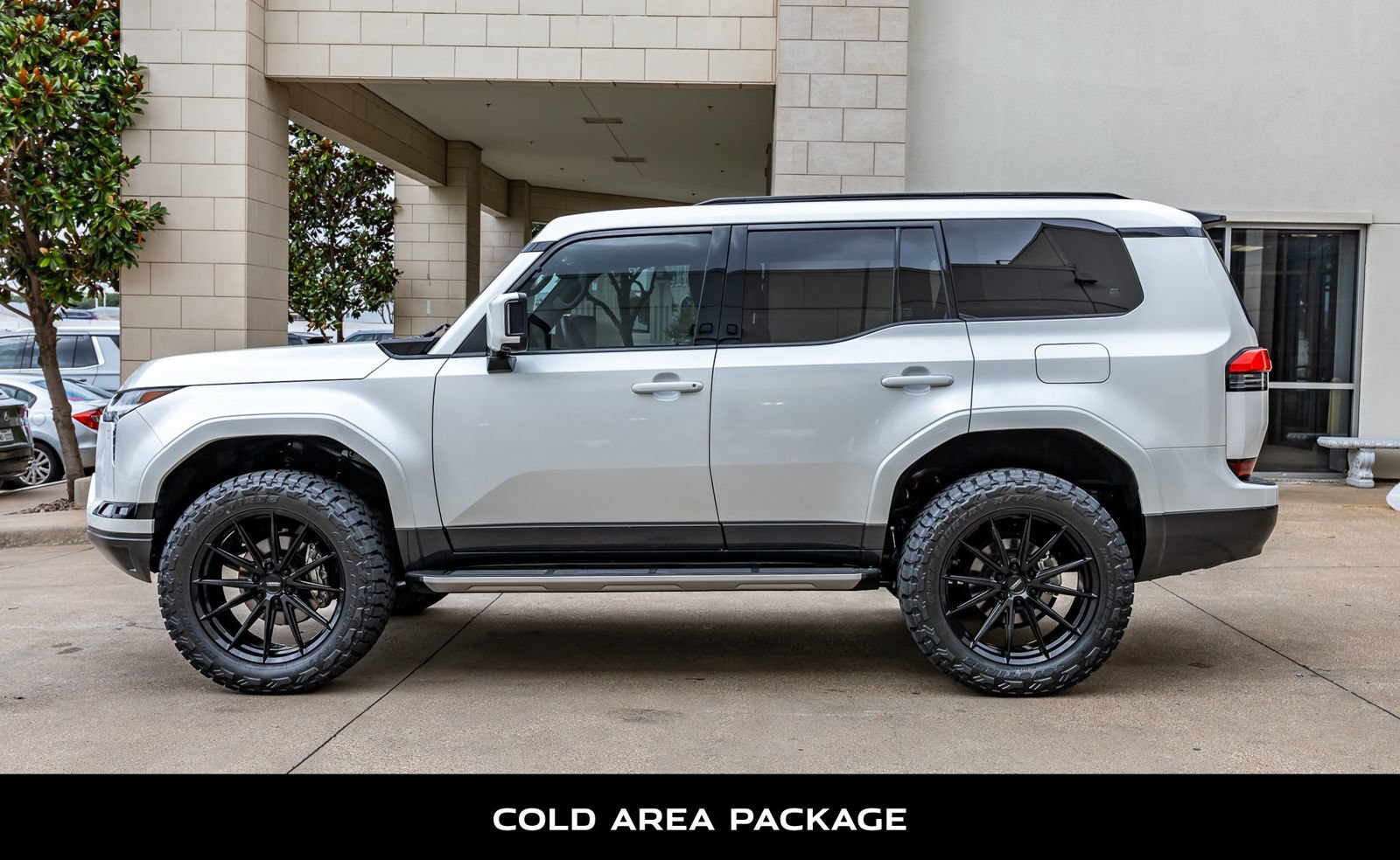 Used 2024 Lexus GX 550 w/ Accessory Package (Z1) AWD/4WD image 6