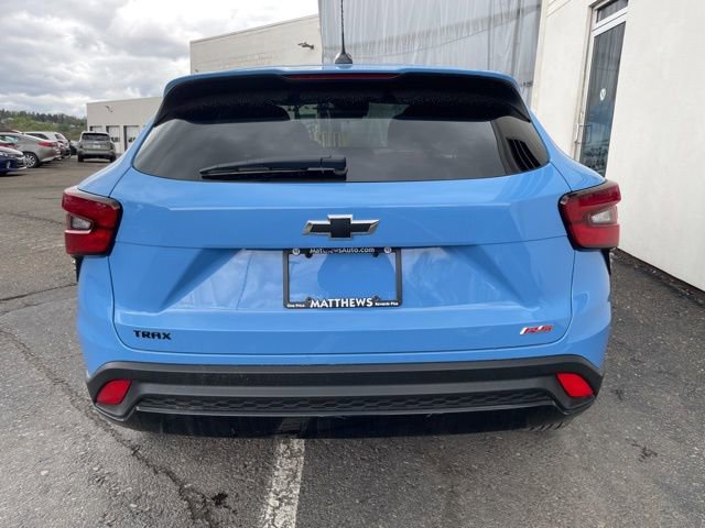Used 2024 Chevrolet Trax RS FWD image 4