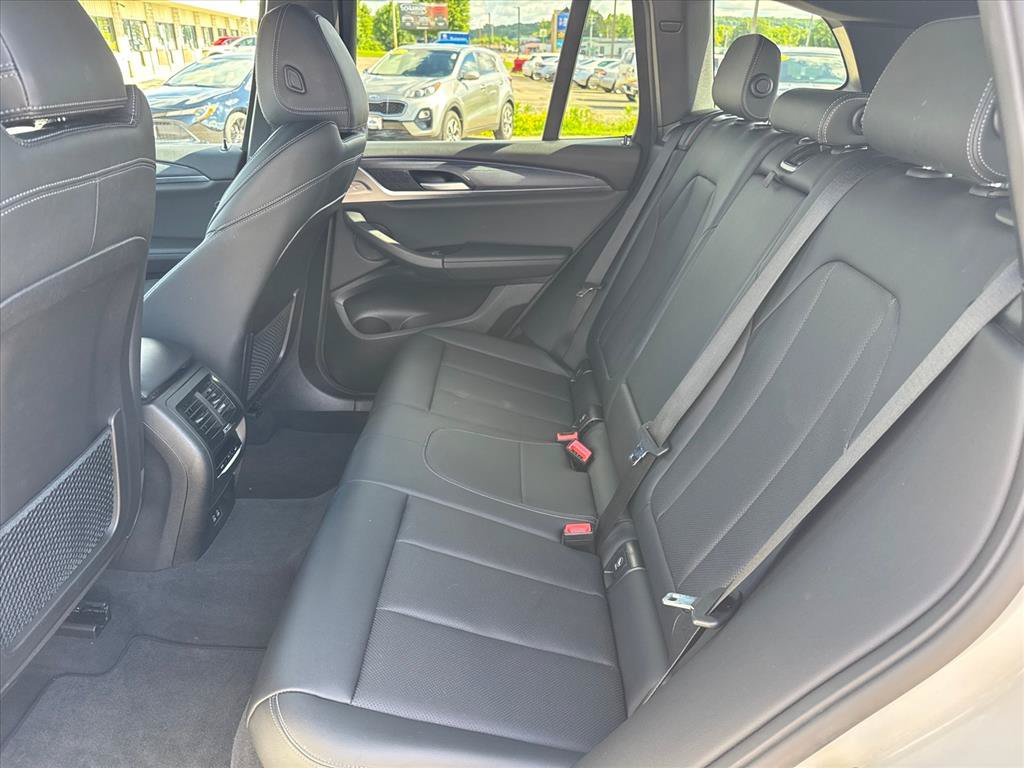 Used 2024 BMW X3 xDrive30i AWD/4WD image 11