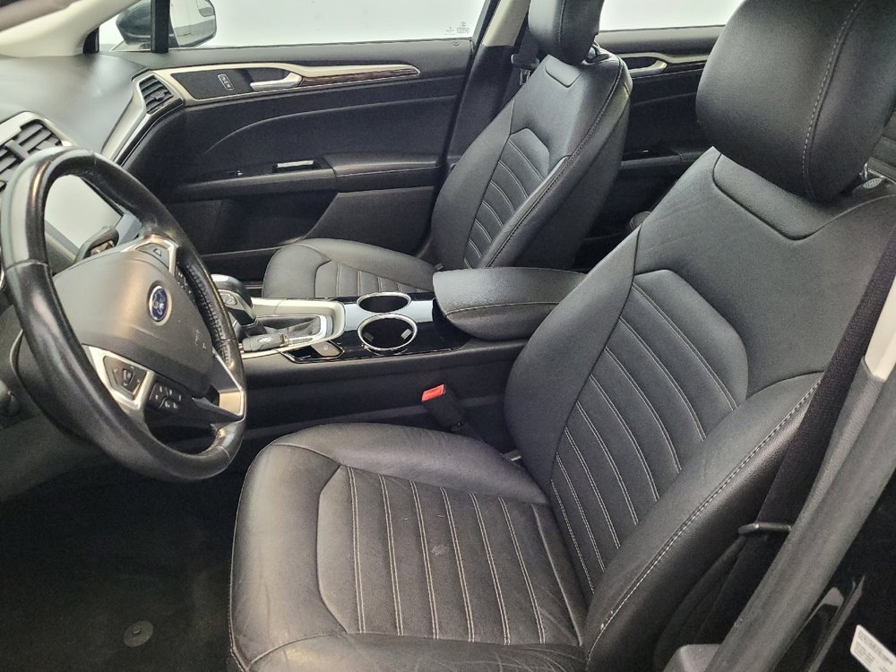 Used 2013 Ford Fusion Energi SE FWD image 17