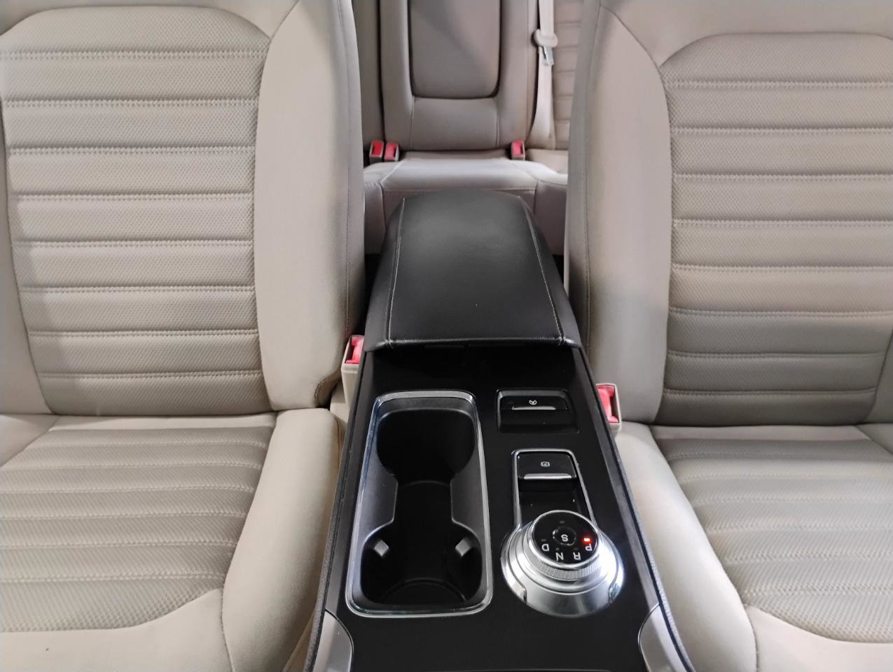 Used 2019 Ford Fusion SE image 61