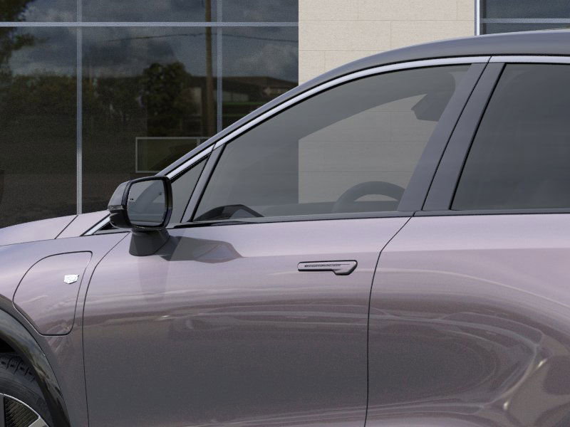 New 2025 Cadillac Optiq Luxury 1 image 38