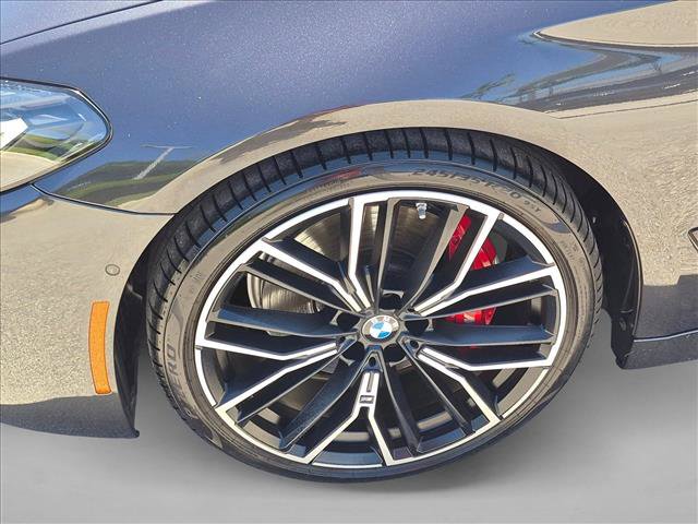 Used 2021 BMW 530i w/ M Sport Package RWD image 25