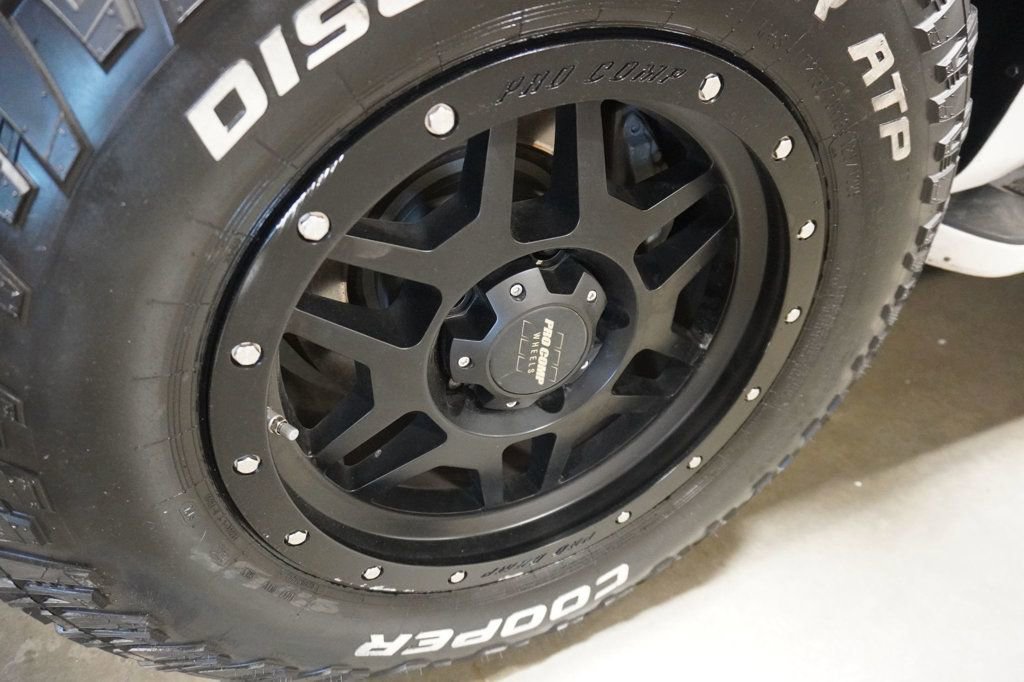 Used 2008 Toyota Sequoia Limited AWD/4WD image 10