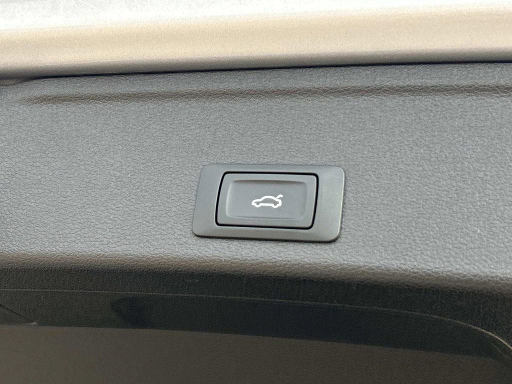 Used 2023 Audi A4 2.0T allroad Premium image 14