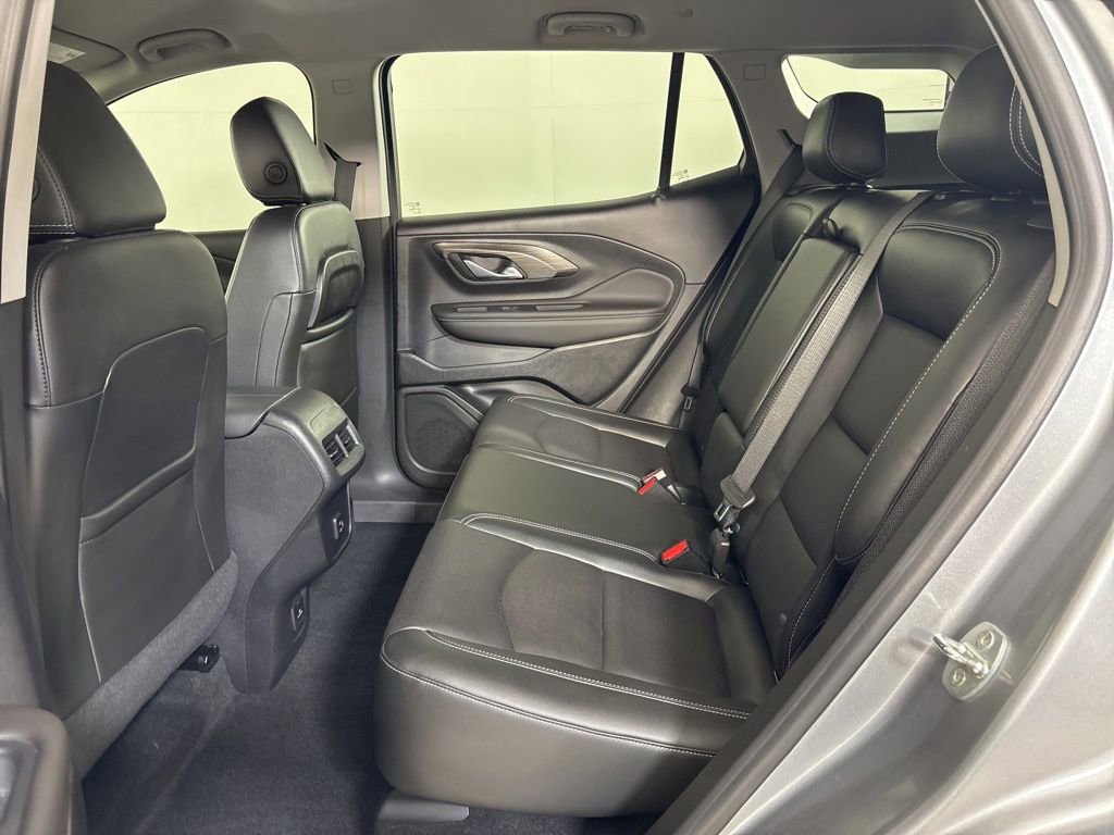 Used 2023 GMC Terrain SLT w/ Elevation Edition image 19