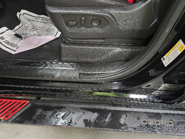 Used 2023 GMC Sierra 1500 AT4 AWD/4WD image 13