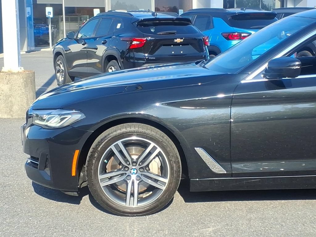 Used 2023 BMW 530i xDrive AWD/4WD image 7