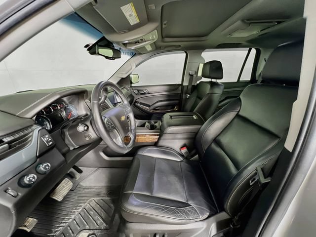 Used 2019 Chevrolet Tahoe LT w/ LT Signature Package AWD/4WD image 9
