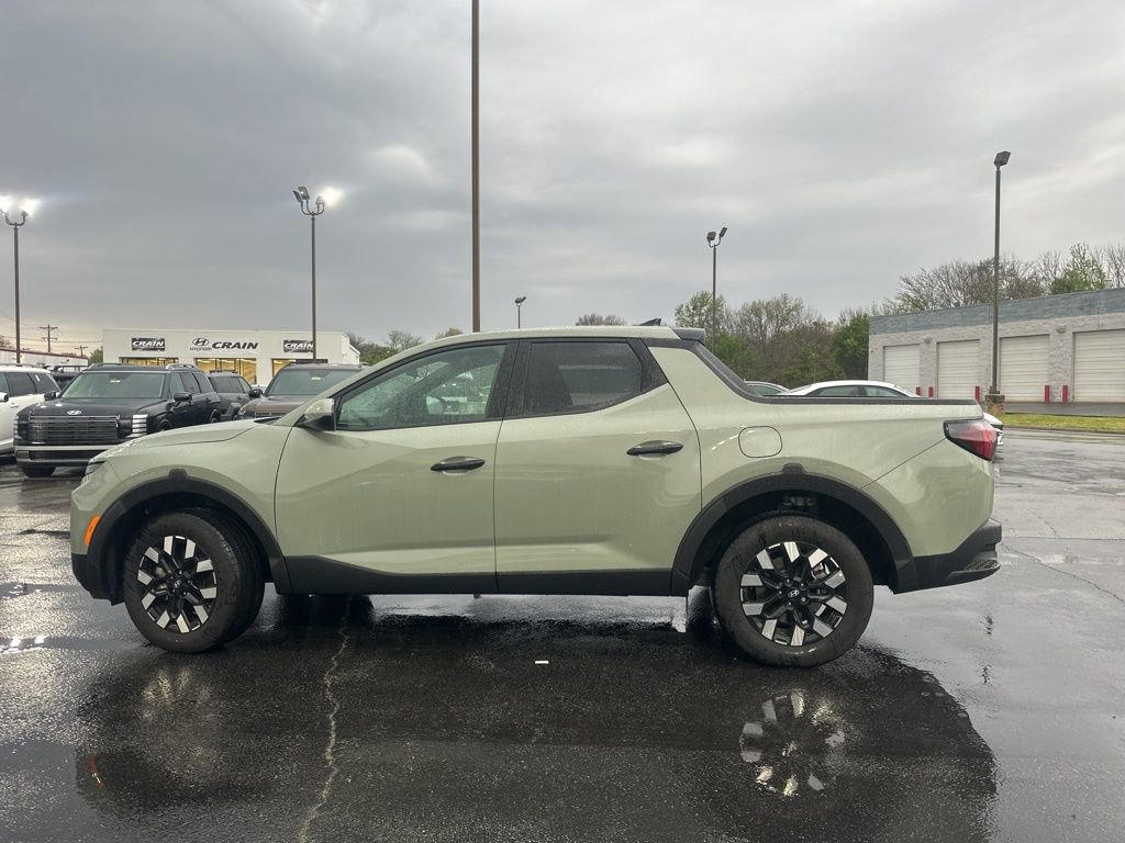 Certified 2025 Hyundai Santa Cruz SE image 10