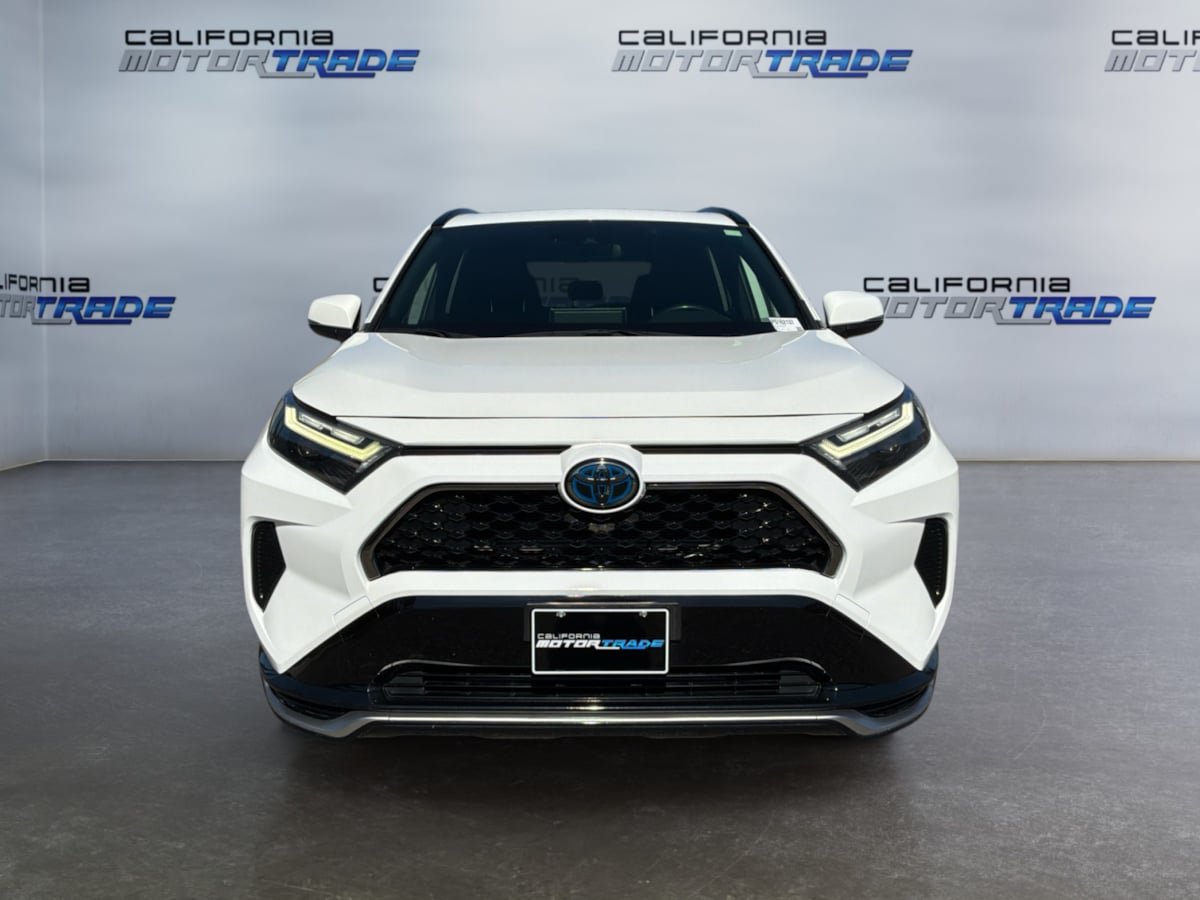 Used 2023 Toyota RAV4 SE w/ Weather & Moonroof Package AWD/4WD image 2
