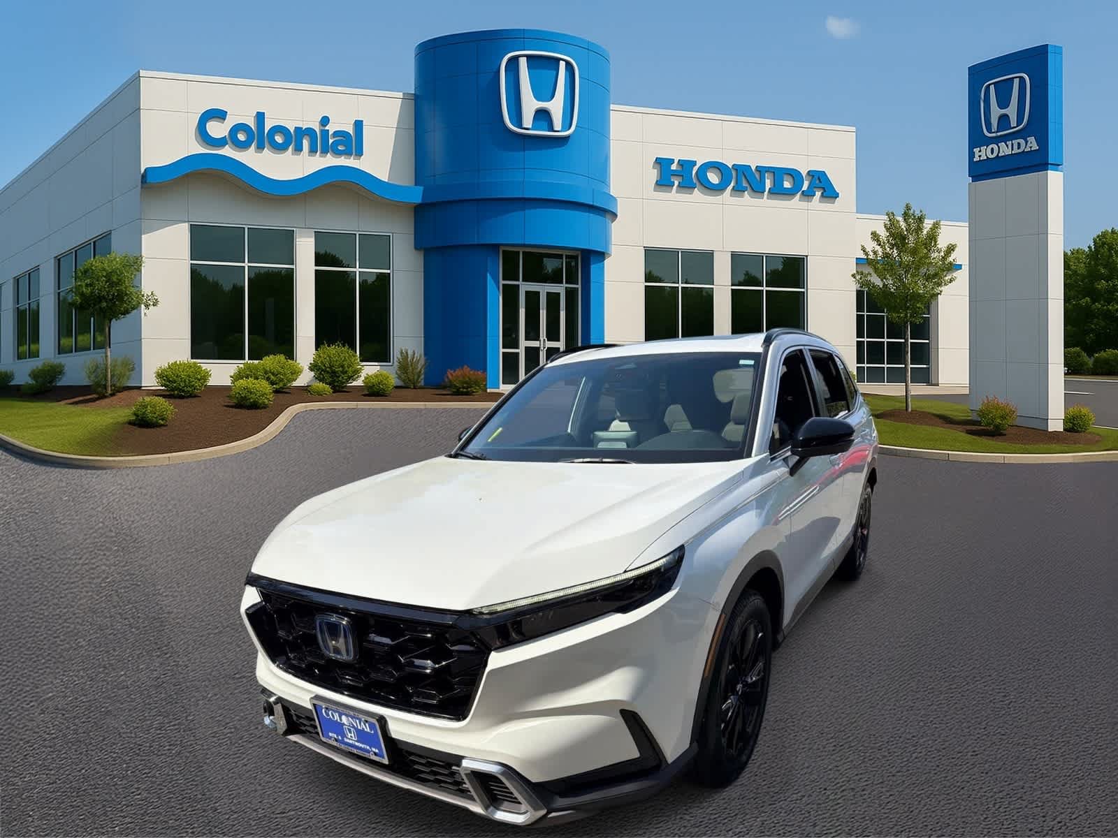 Used 2024 Honda CR-V Sport Touring image 2